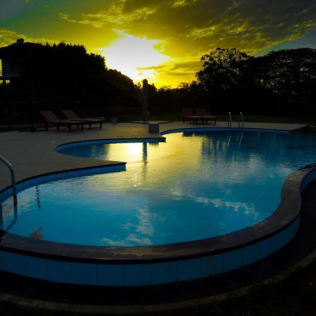 Lake Villa Resort Tissamaharama Εξωτερικό φωτογραφία
