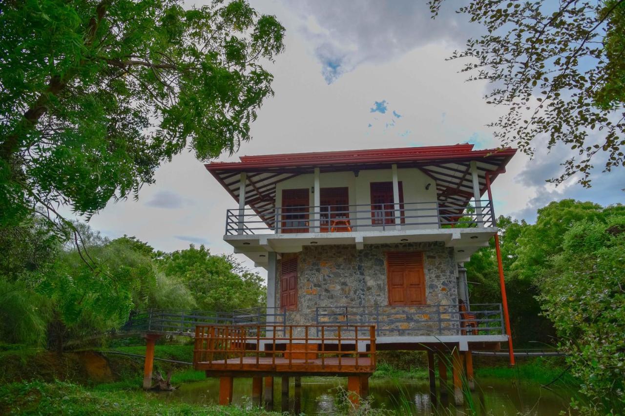 Lake Villa Resort Tissamaharama Εξωτερικό φωτογραφία