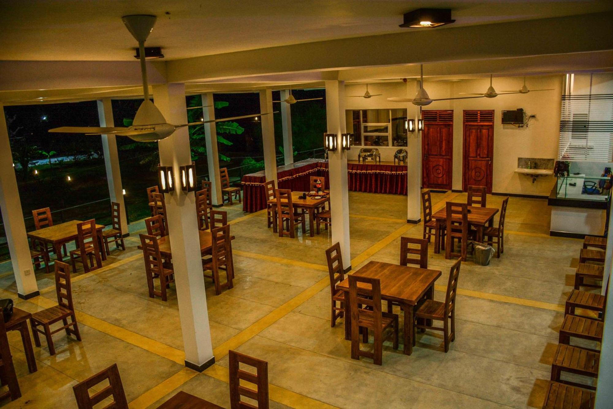 Lake Villa Resort Tissamaharama Εξωτερικό φωτογραφία
