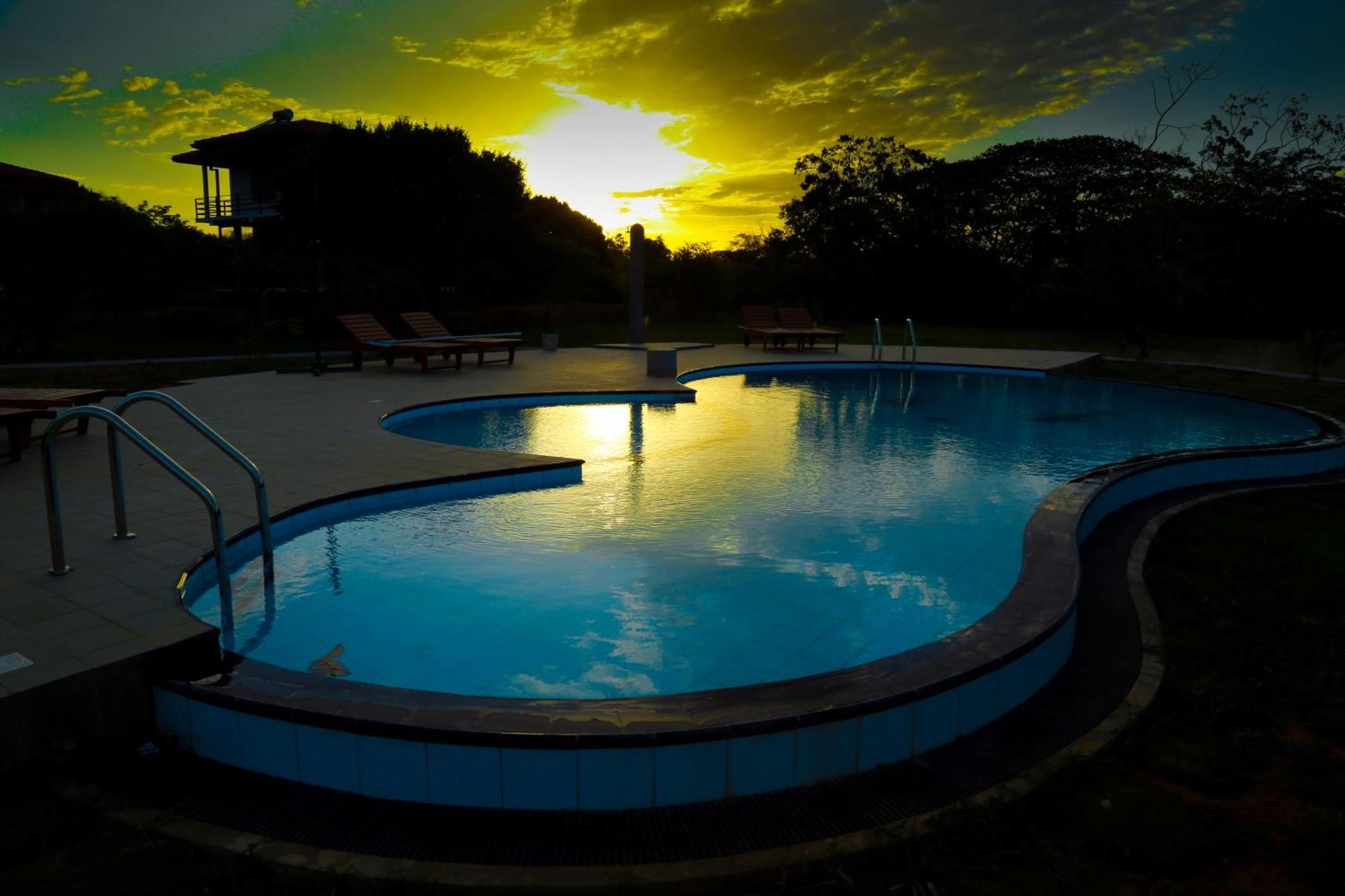 Lake Villa Resort Tissamaharama Εξωτερικό φωτογραφία